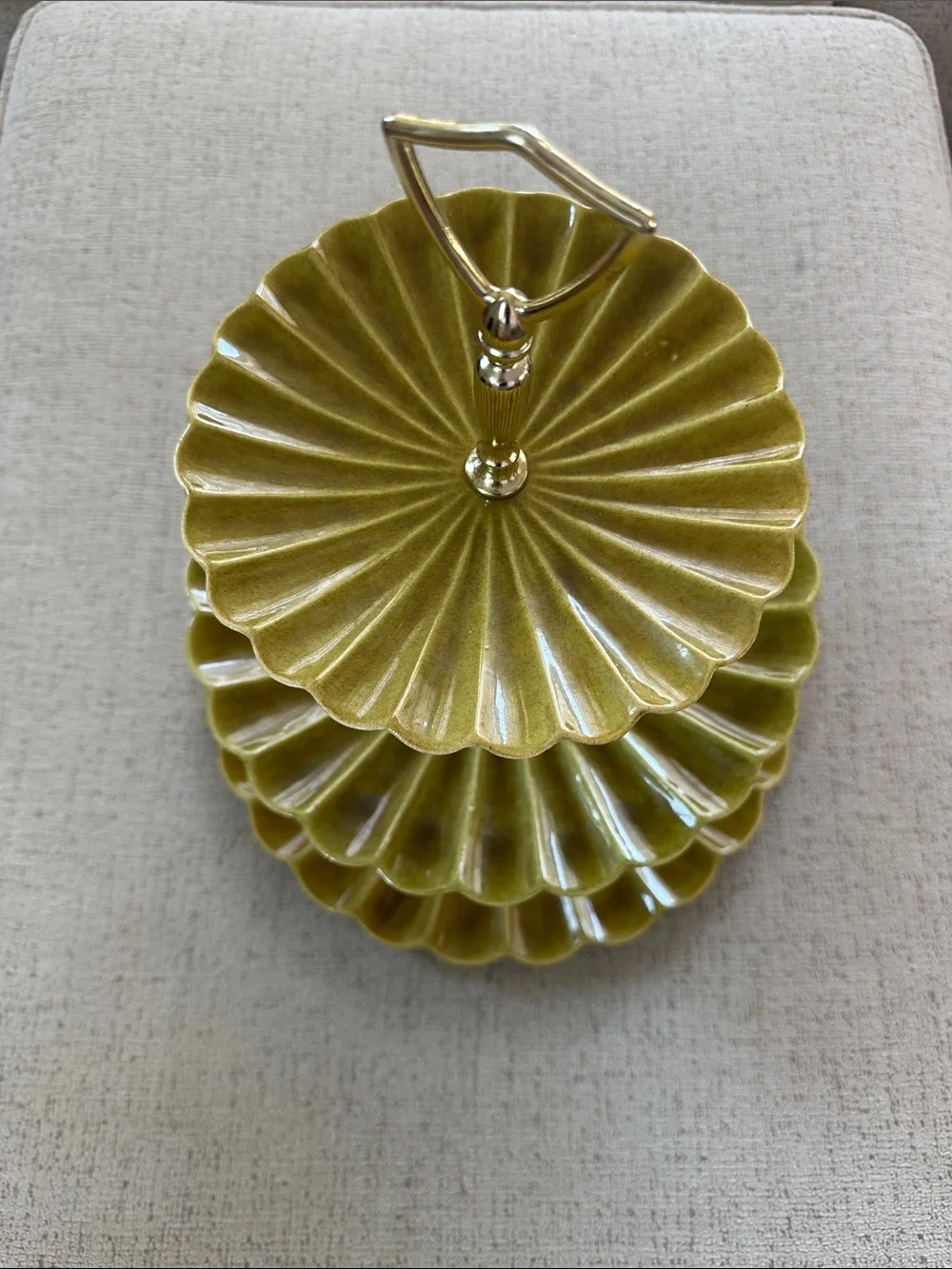 Vintage MCM California Pottery 3-Tier Serving Stand - Pearlized Olive Gold- C603